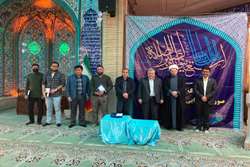 مراسم تجلیل از فعالان قرآنی و چهر ه های شاخص های قرآنی و گروه های  جهادی برگزار شد 